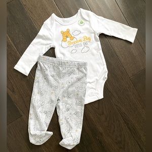Disney baby Winnie the Pooh NWOT 6-9